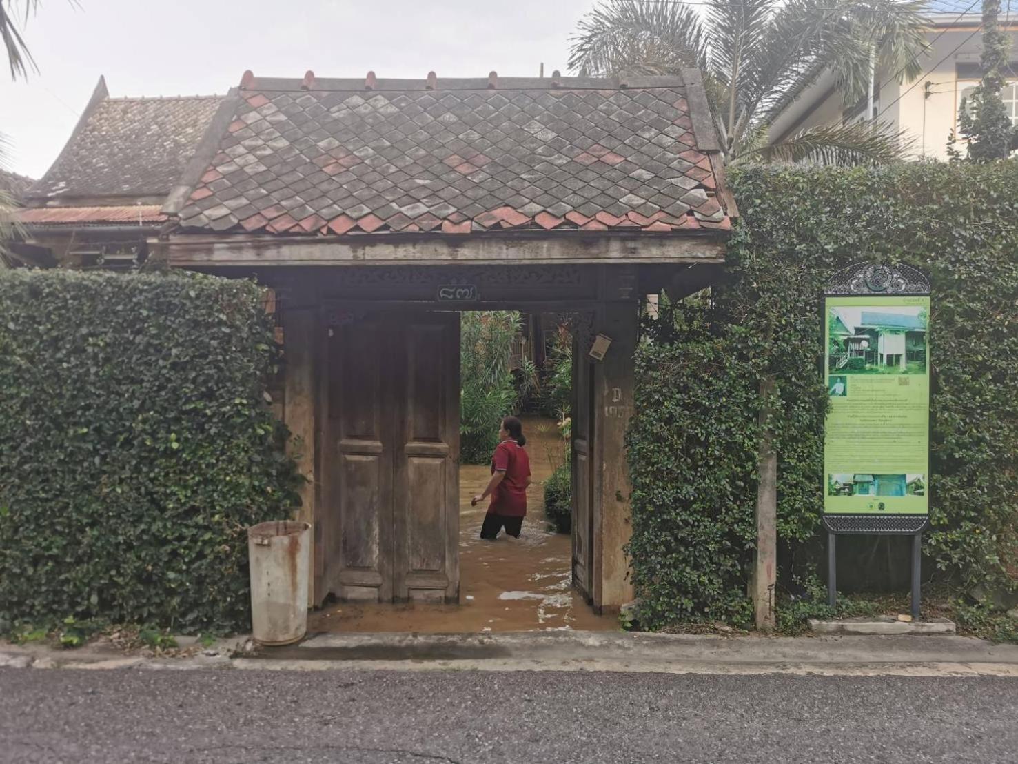 Sida Hostel Phetchaburi Exterior foto